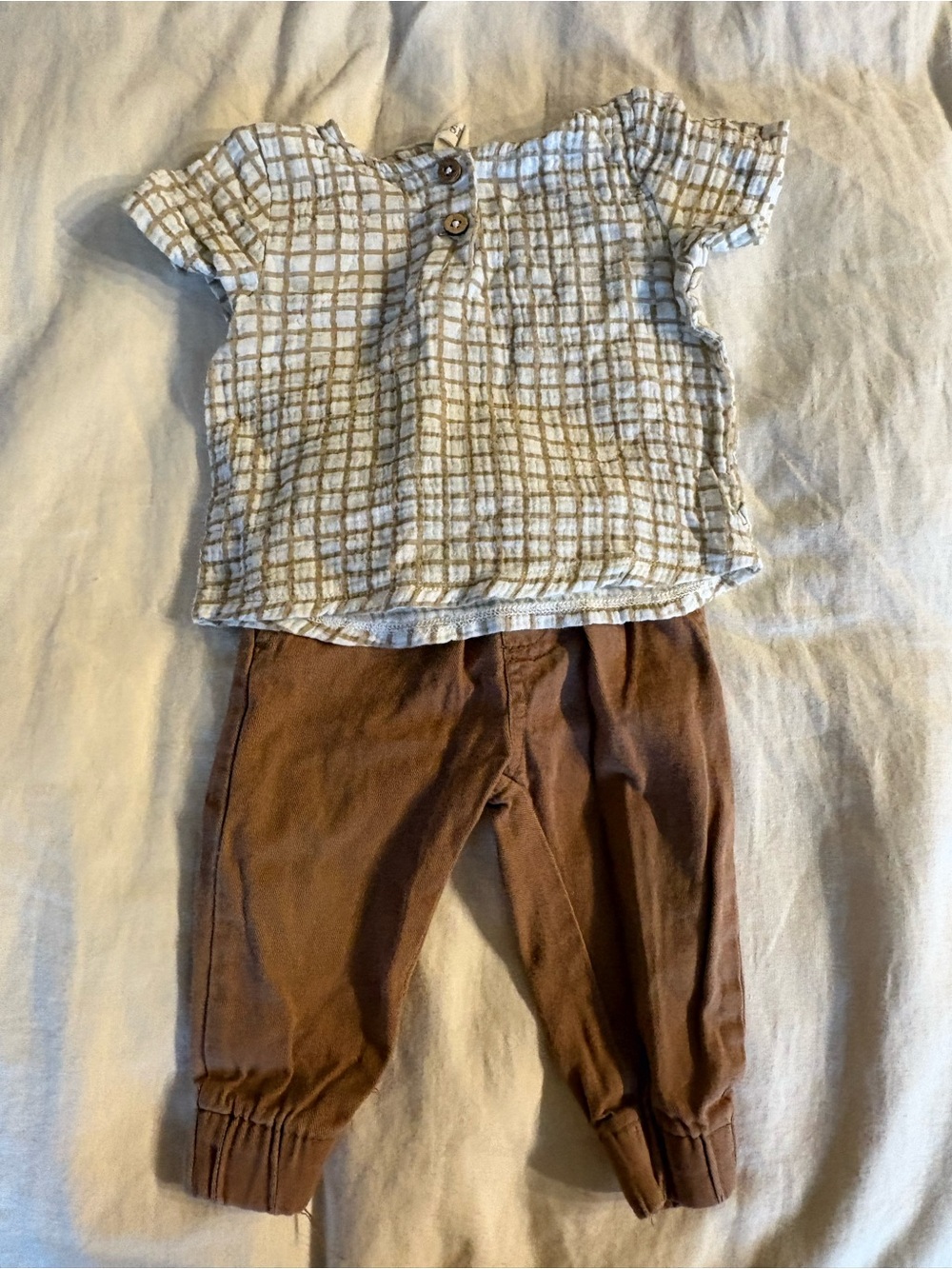 Neutral baby boy bundle - Beige & Blue Tones — 6-9m - Picture 14 of 15